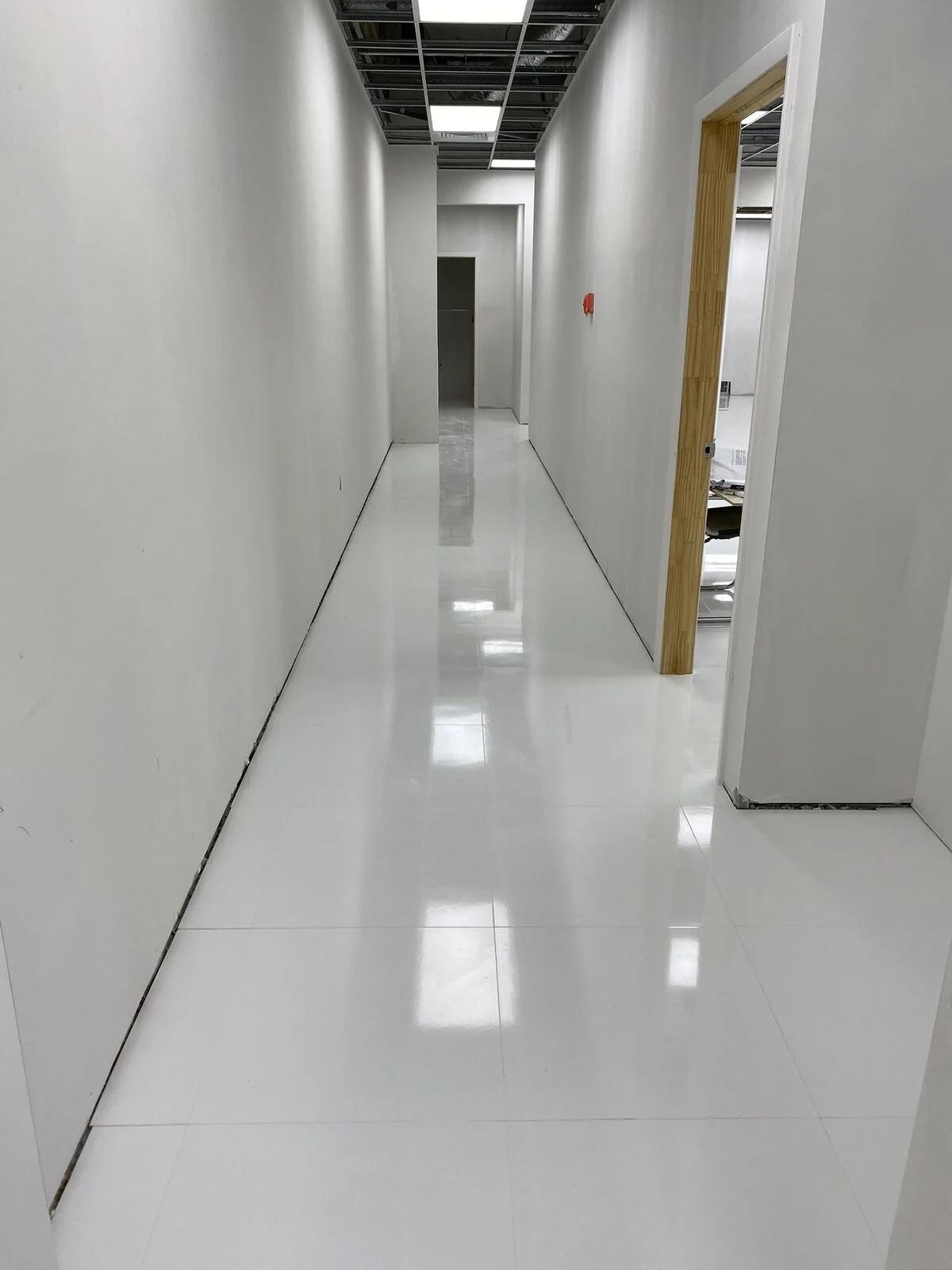 Glossy Tile Flooring