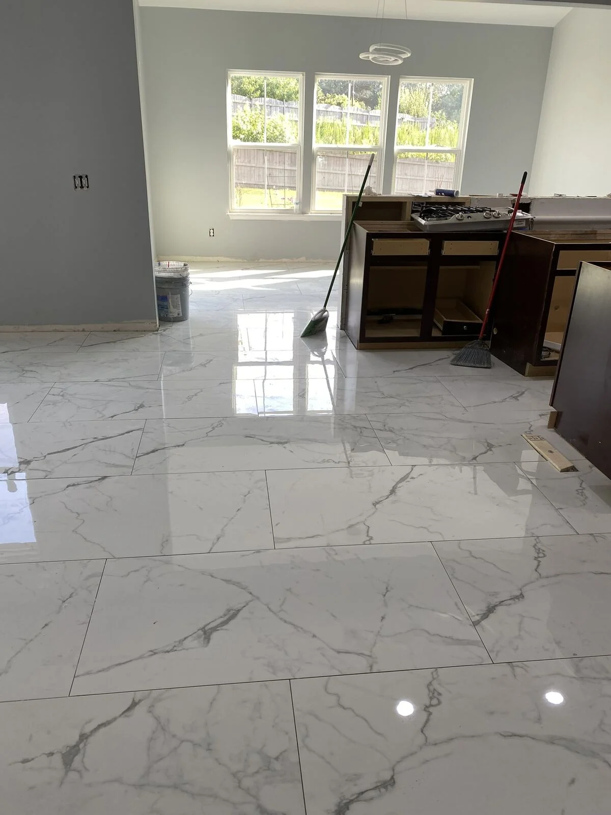 Marble-Look Floor Finish