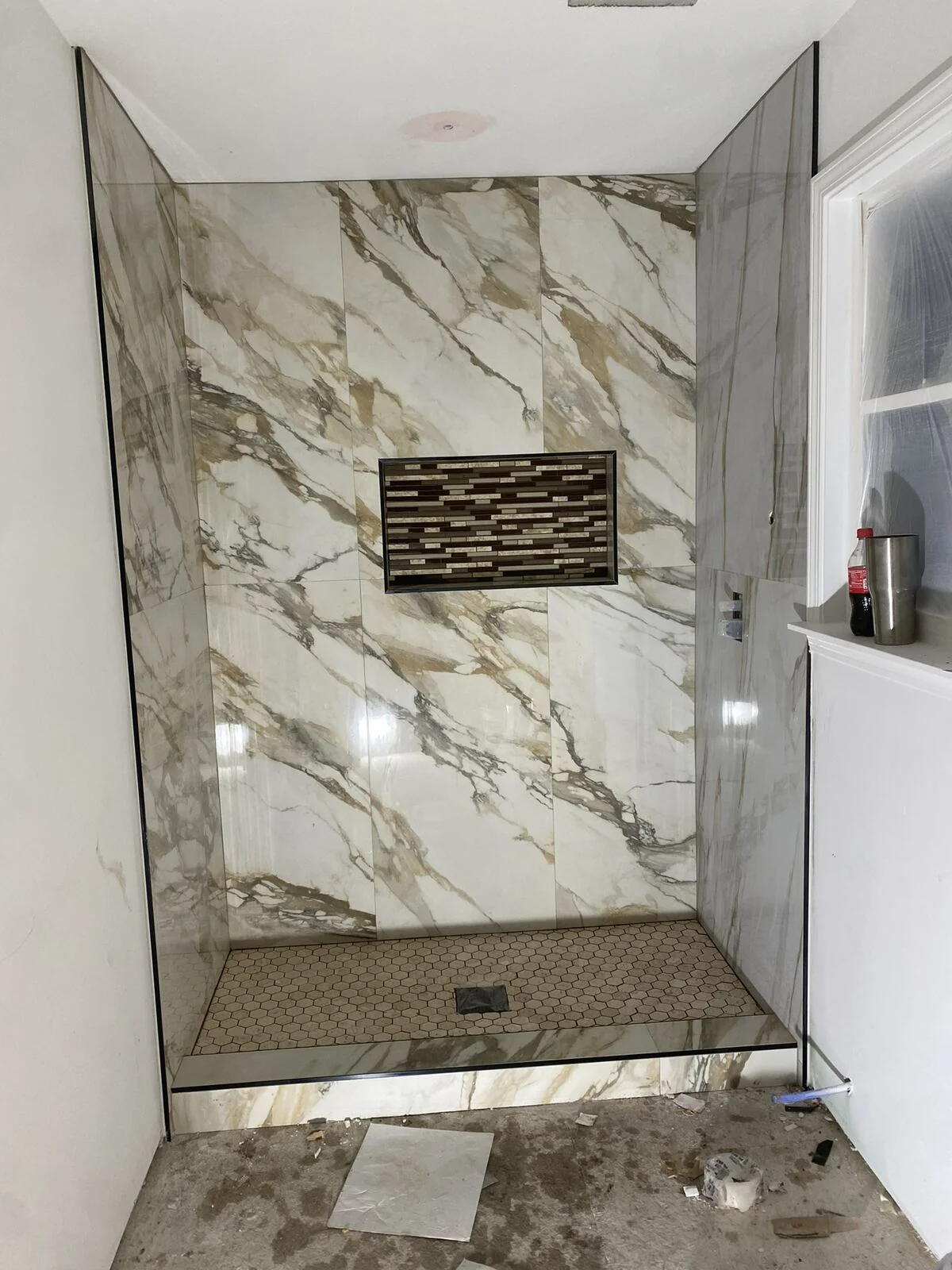 Tile layout & niche